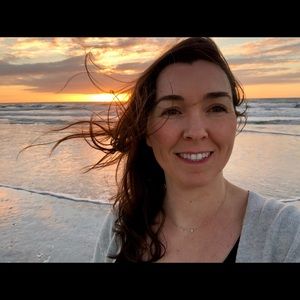 Meet your Posher, Maya